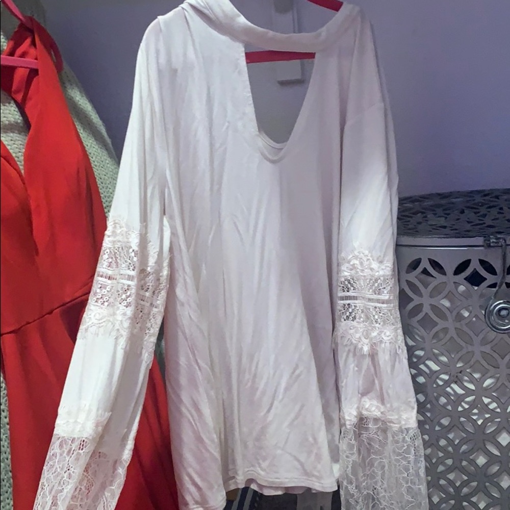 long sleeve top with lace sleeves